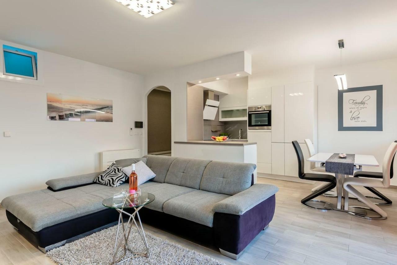 L'Aurora Luxury Apartment 扎达尔 外观 照片